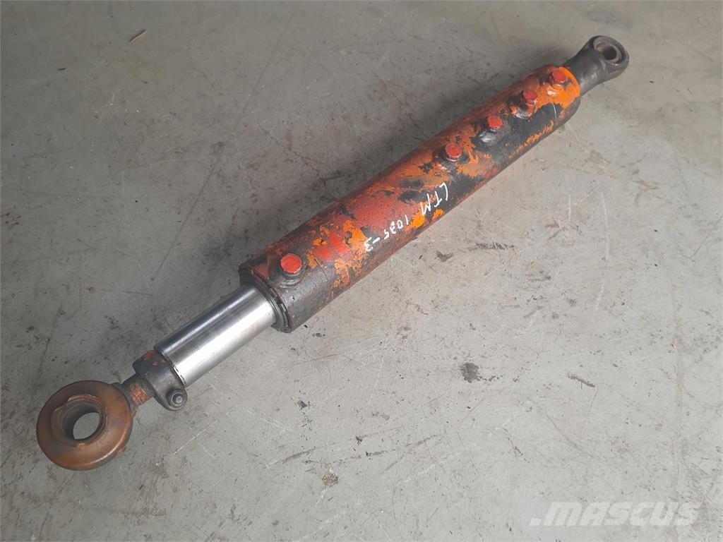 Liebherr LTM 1035 LTM 1025 steering locking cylinder Rezervni deli in oprema za dvigala
