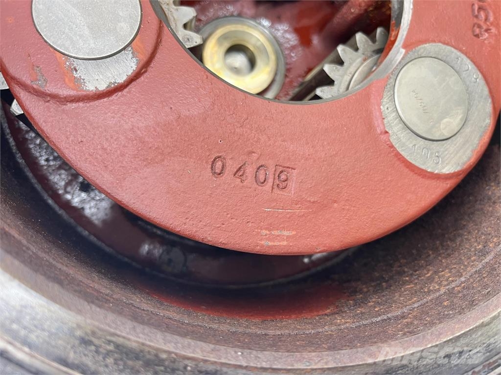 Liebherr LTM 1045-3.1 planetary gear 21-21-63-32-3pl-H135- 轴