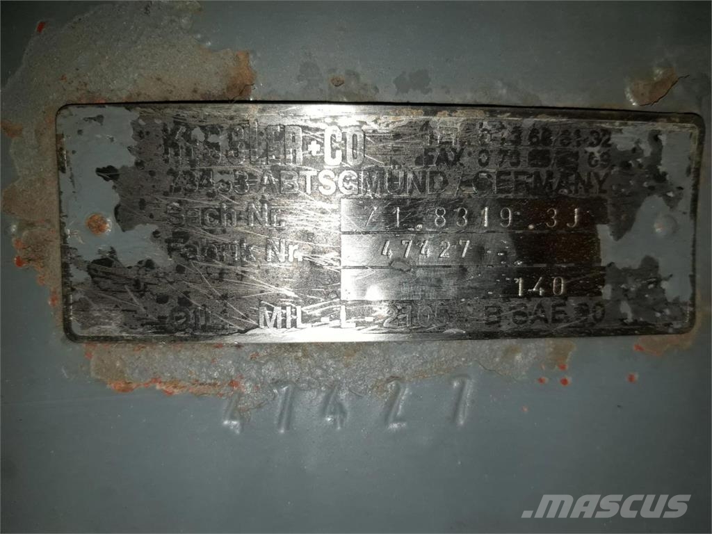 Liebherr LTM 1050-1 Axle housing axle 2 Akslar