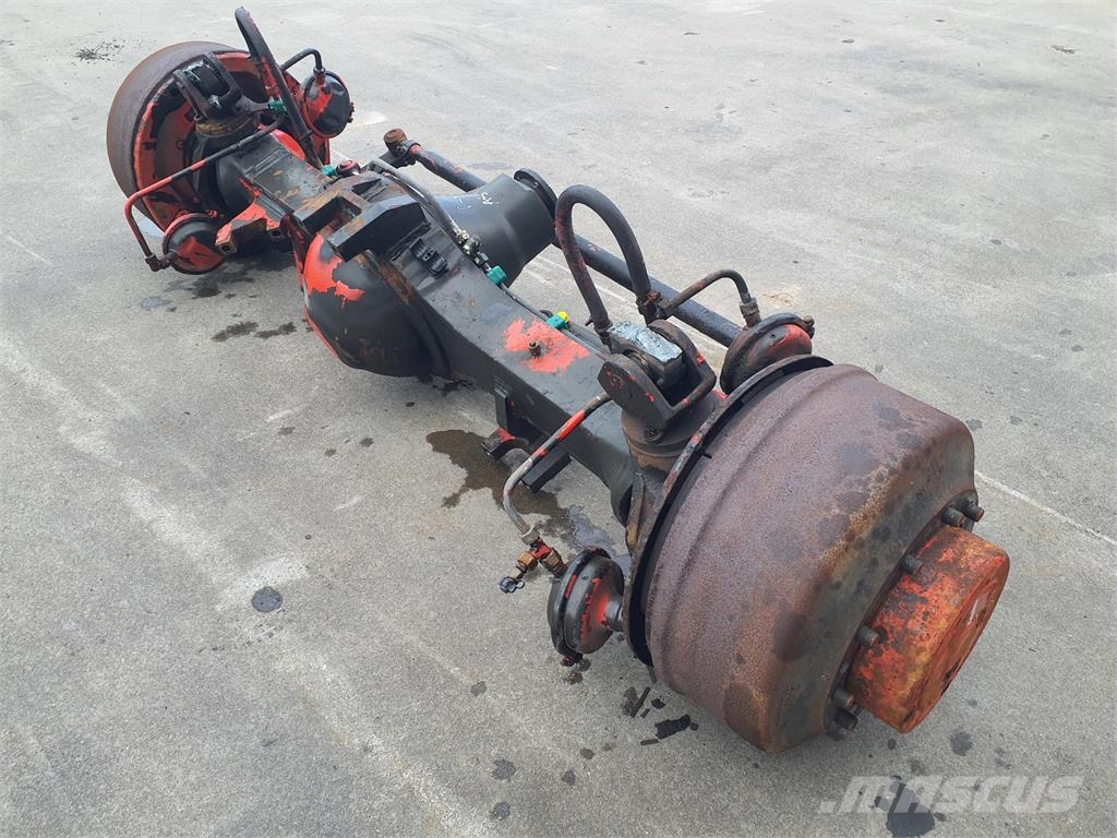 Liebherr LTM 1050 axle 1 轴