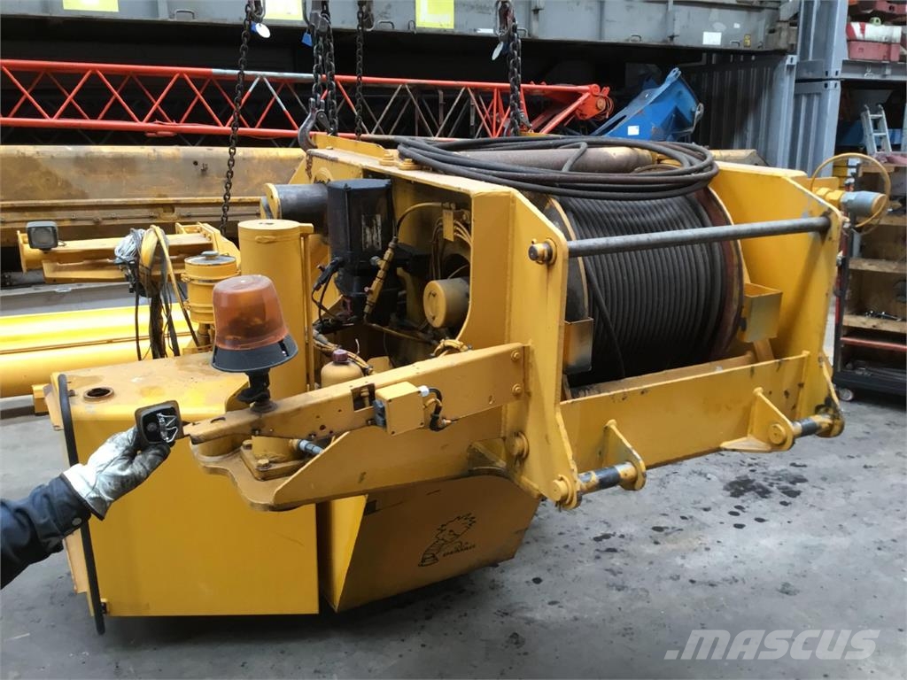 Liebherr LTM 1060-2 A Frame Peças e equipamento de gruas