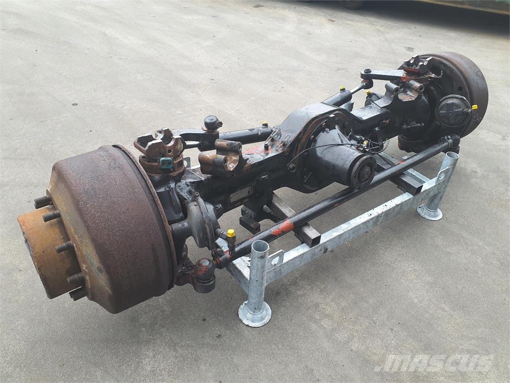 Liebherr LTM 1060-2 axle 1 Essieux