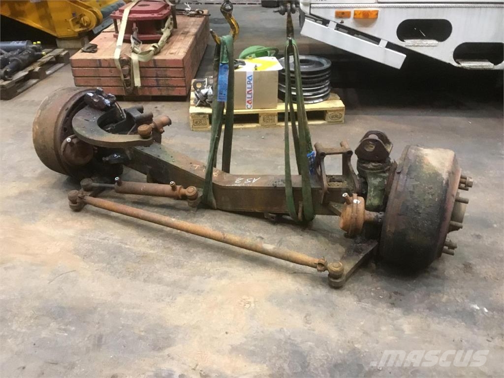 Liebherr LTM 1060/2 axle 2 轴