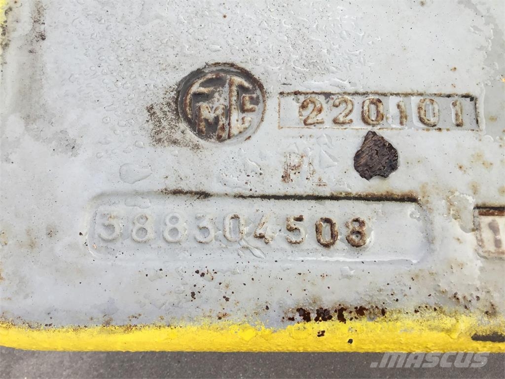 Liebherr LTM 1060-2 counterweight 2,4 ton Εξαρτήματα και εξοπλισμός για γερανούς