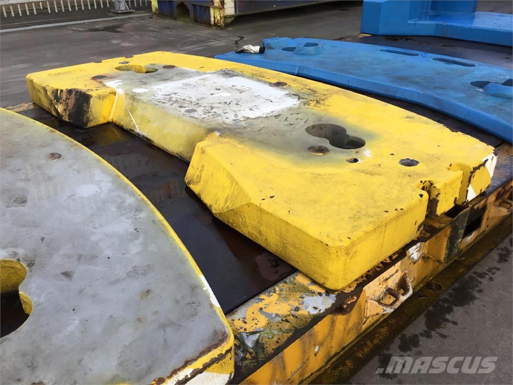 Liebherr LTM 1060-2 counterweight 3,2 ton Oprema i dijelovi za kranove