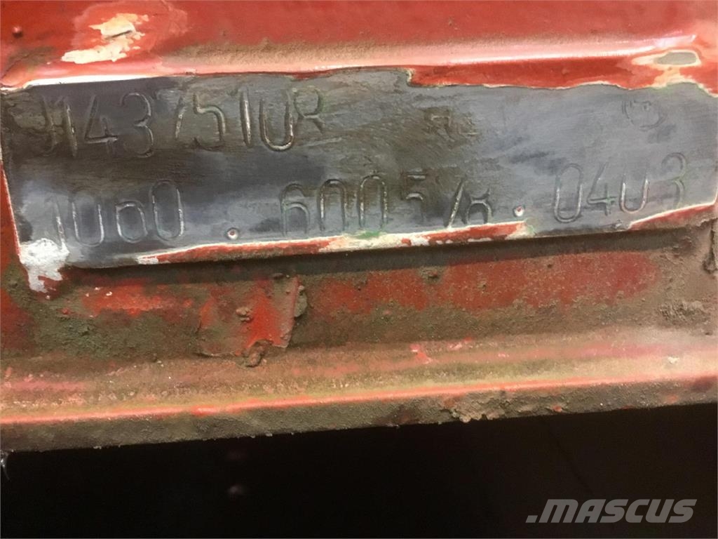 Liebherr LTM 1060-2 pivot section Peças e equipamento de gruas