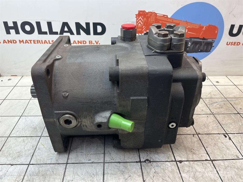 Liebherr LTM 1060-2 pump rebuild Peças e equipamento de gruas