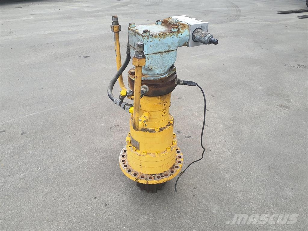 Liebherr LTM 1060-2 Slewing gear Части и оборудване за кранове