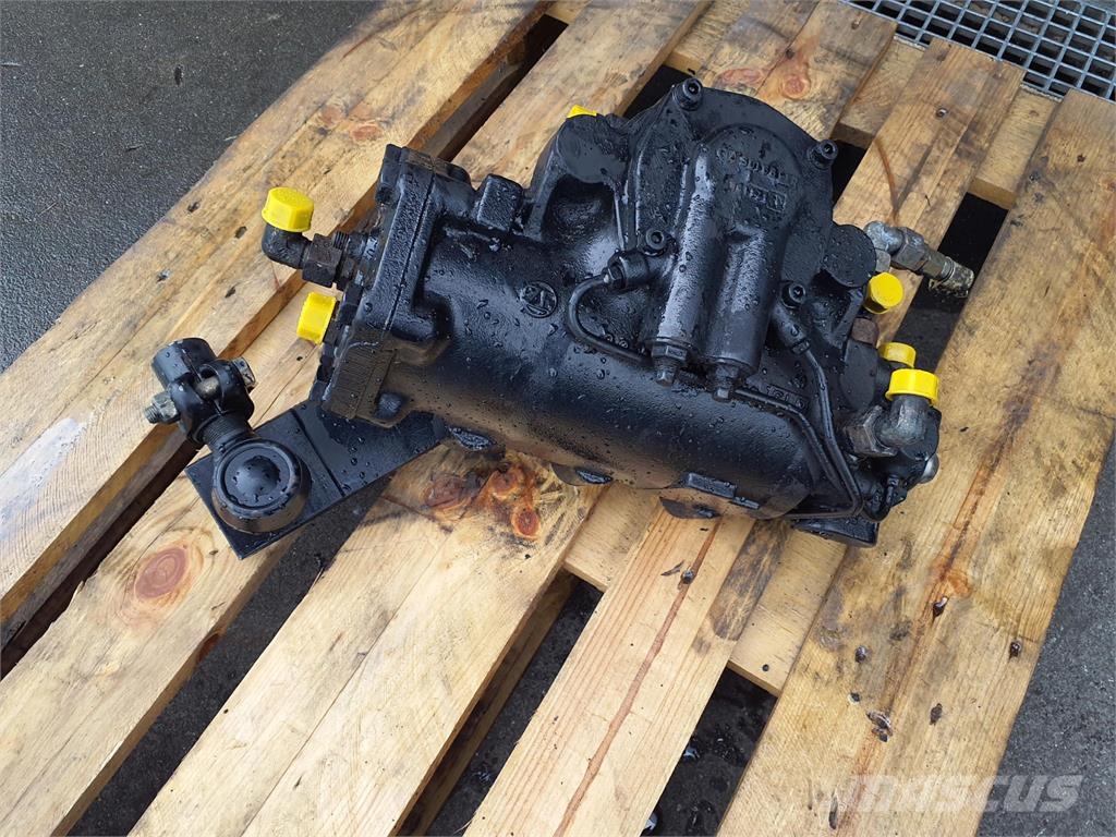 Liebherr LTM 1060-2 steering gear Части и оборудване за кранове