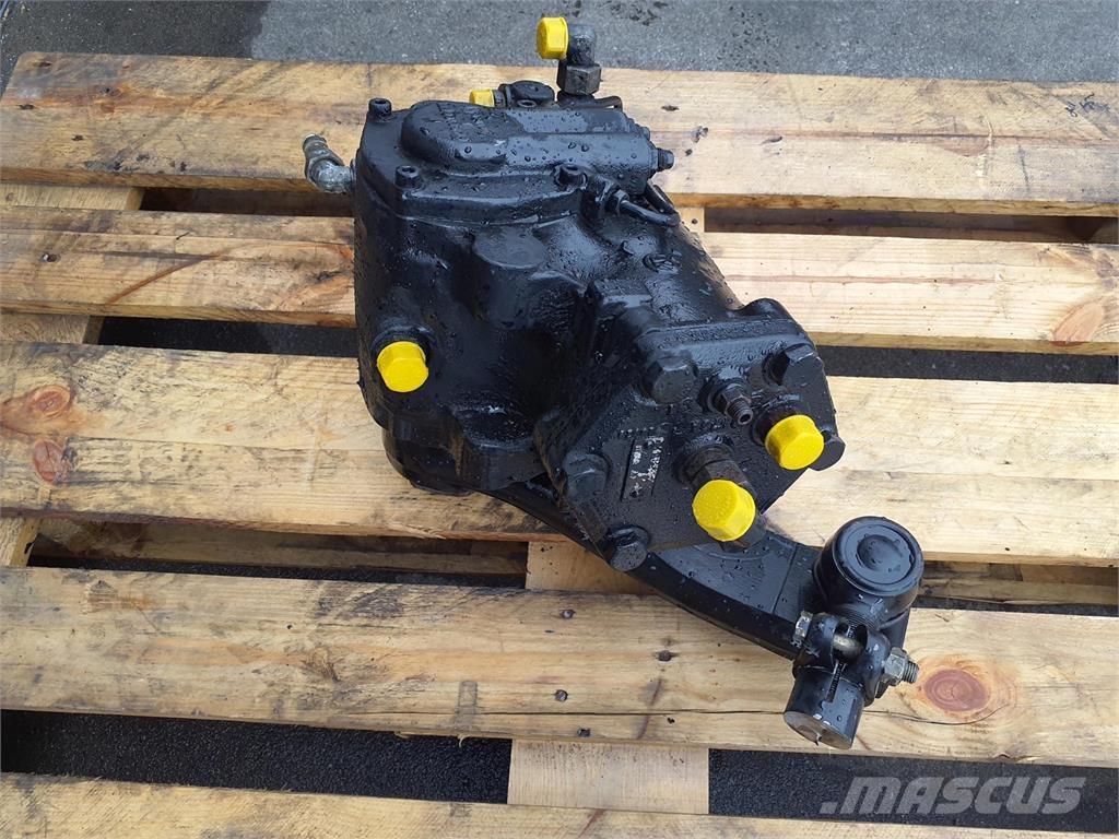 Liebherr LTM 1060-2 steering gear Части и оборудване за кранове