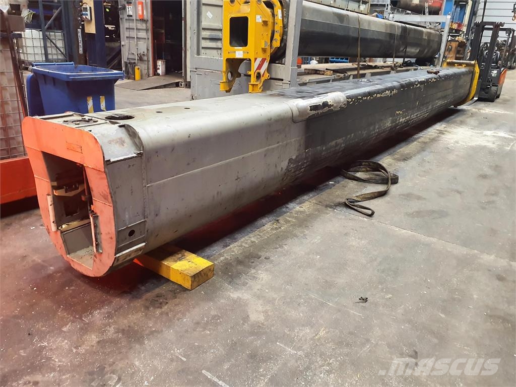 Liebherr LTM 1060-2 Telescopic section 1 Части и оборудване за кранове