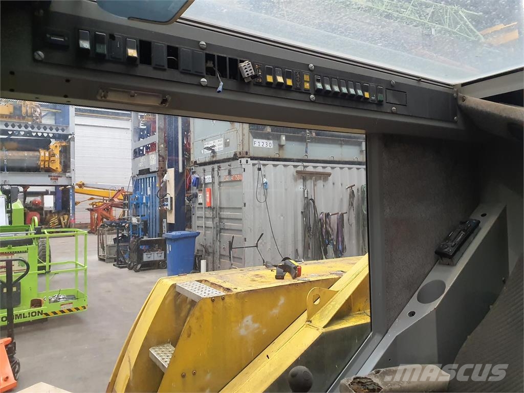 Liebherr LTM 1060-2 upper Части и оборудване за кранове