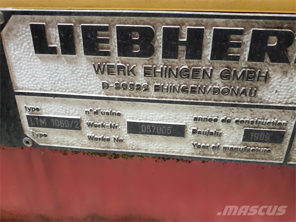 Liebherr LTM 1060-2 upper Части и оборудване за кранове