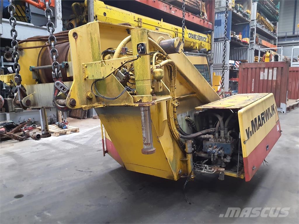 Liebherr LTM 1060-2 upper Части и оборудване за кранове