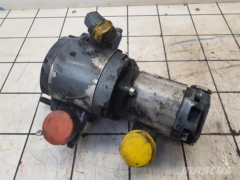 Liebherr LTM 1060 dual gear pump Peças e equipamento de gruas