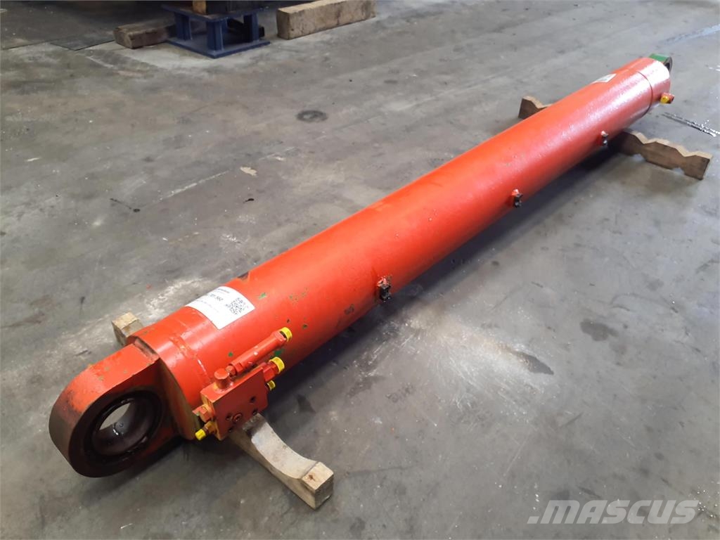 Liebherr LTM 1060 luffing cylinder أجزاء ومعدات رافعات