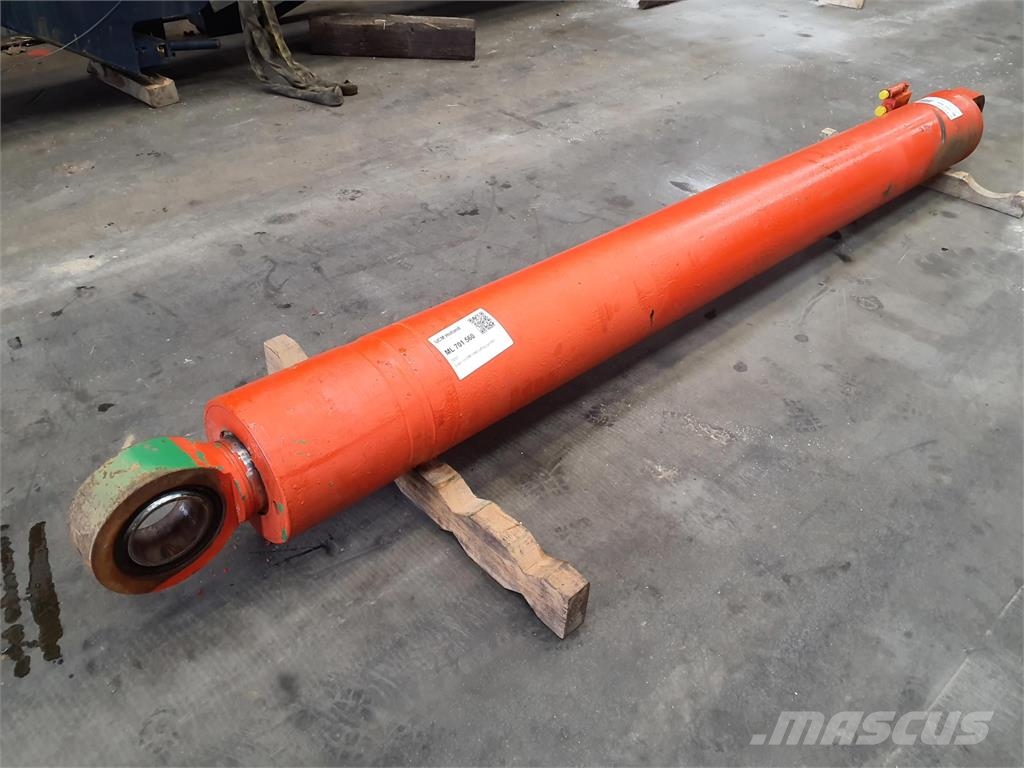 Liebherr LTM 1060 luffing cylinder أجزاء ومعدات رافعات