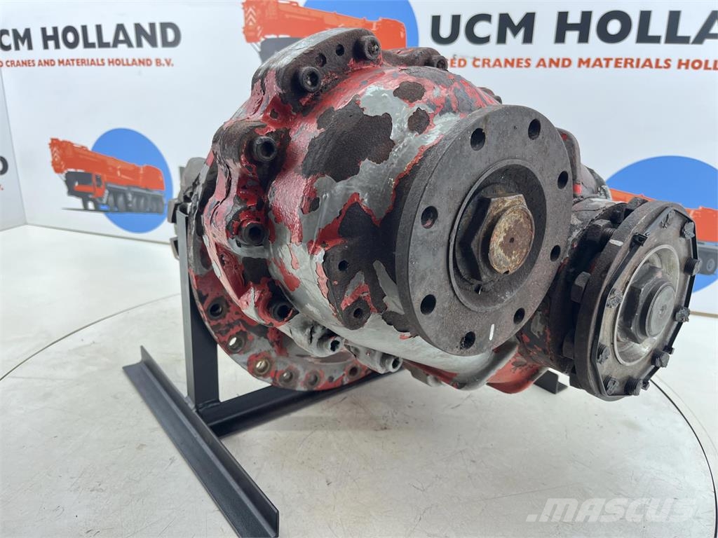 Liebherr LTM 1060 mid differential 13x35 axle 3 Части и оборудване за кранове