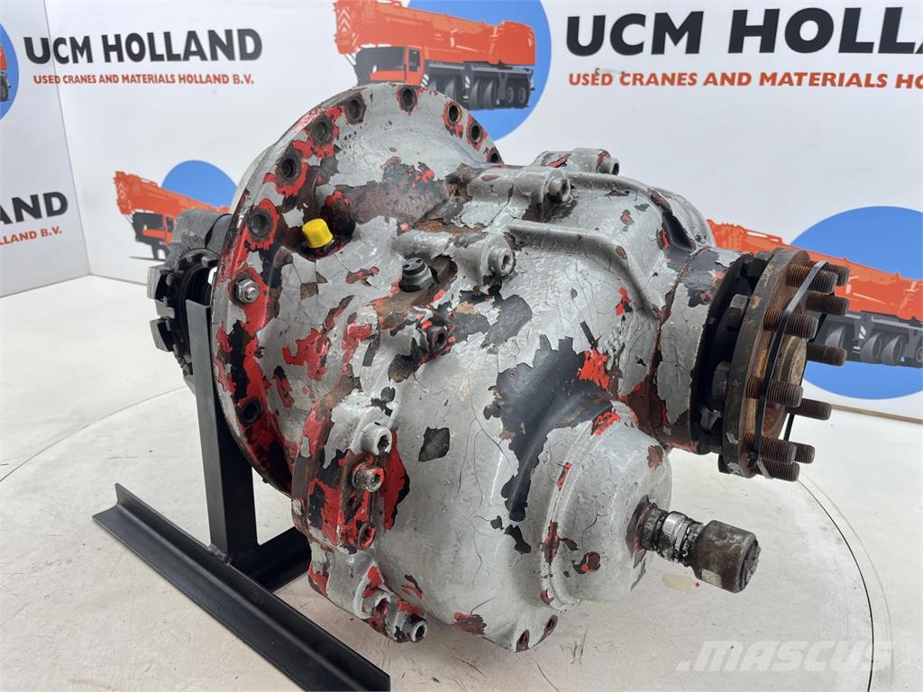 Liebherr LTM 1060 mid differential 13x35 axle 3 Части и оборудване за кранове