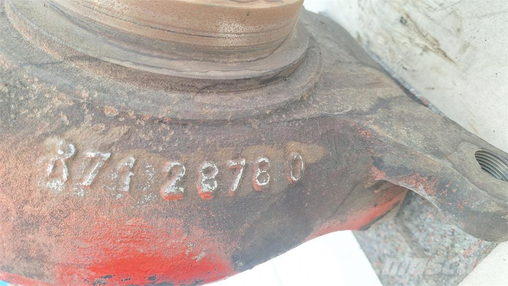 Liebherr LTM 1060 Steering knuckle axle 1 Ejes