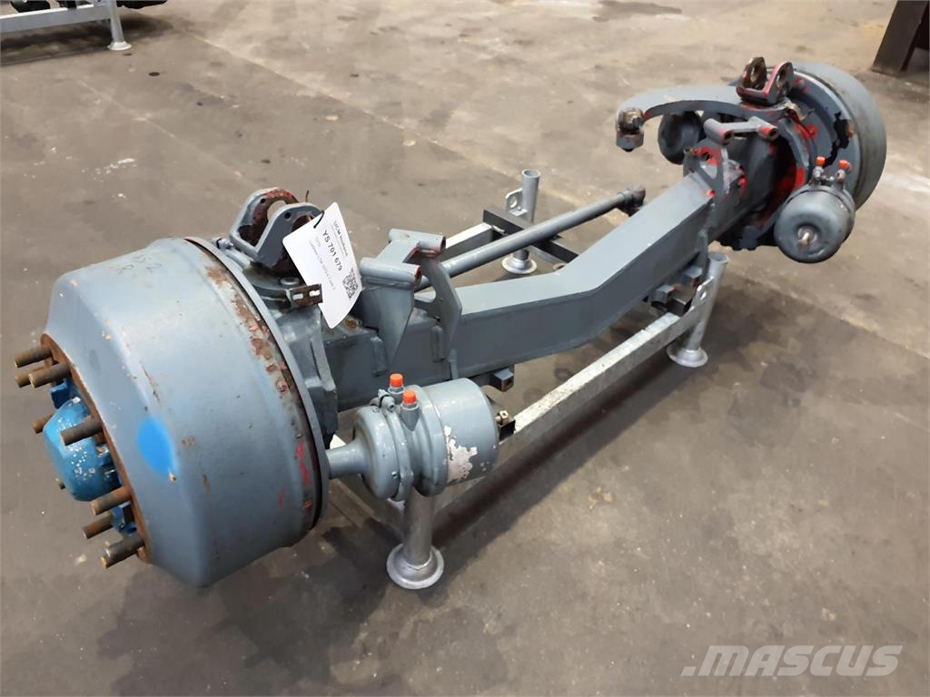 Liebherr LTM 1070-4.1 axle 2 轴