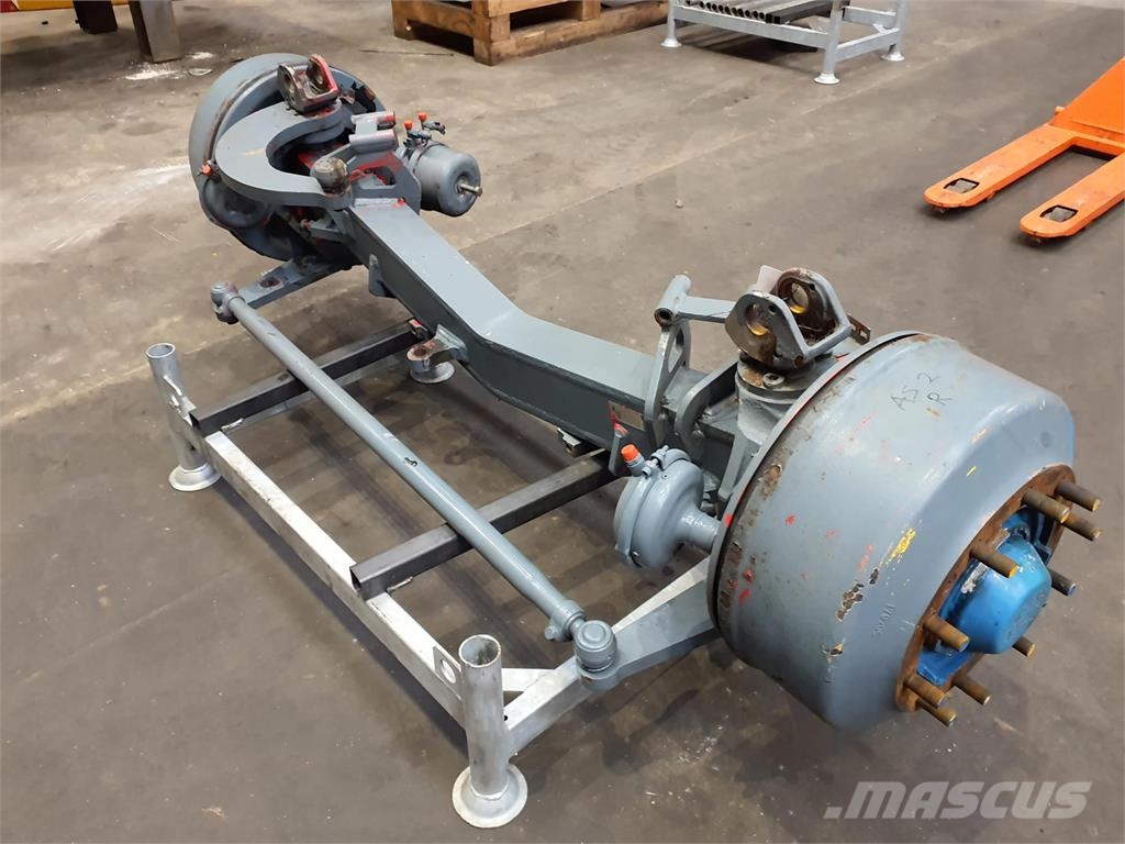 Liebherr LTM 1070-4.1 axle 2 轴