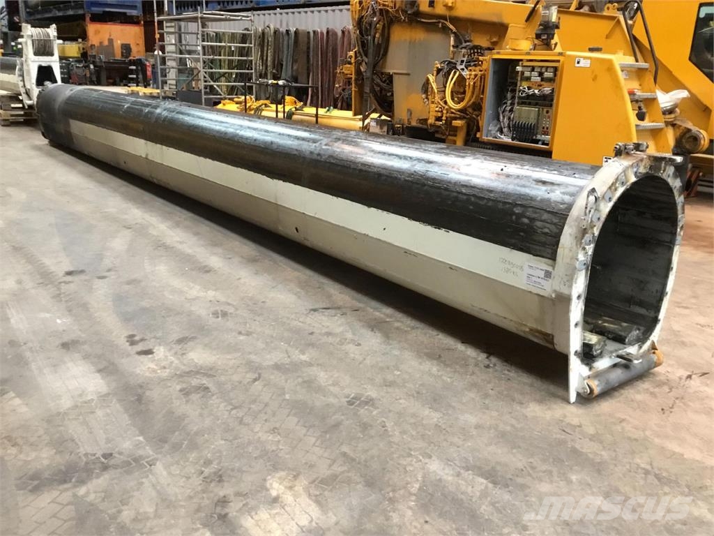 Liebherr LTM 1070-4.2 telescopic section 1 Kran deler og utstyr