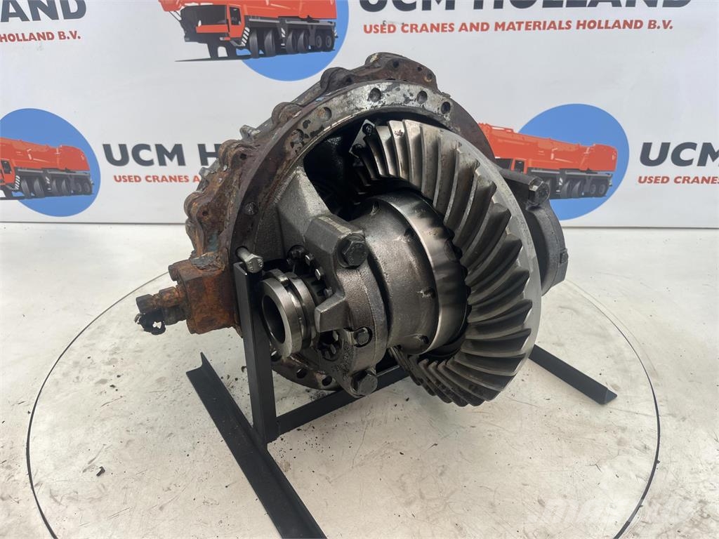 Liebherr LTM 1070 mid differential 13x35 axle 2 Pacēlāju/krānu aprīkojums
