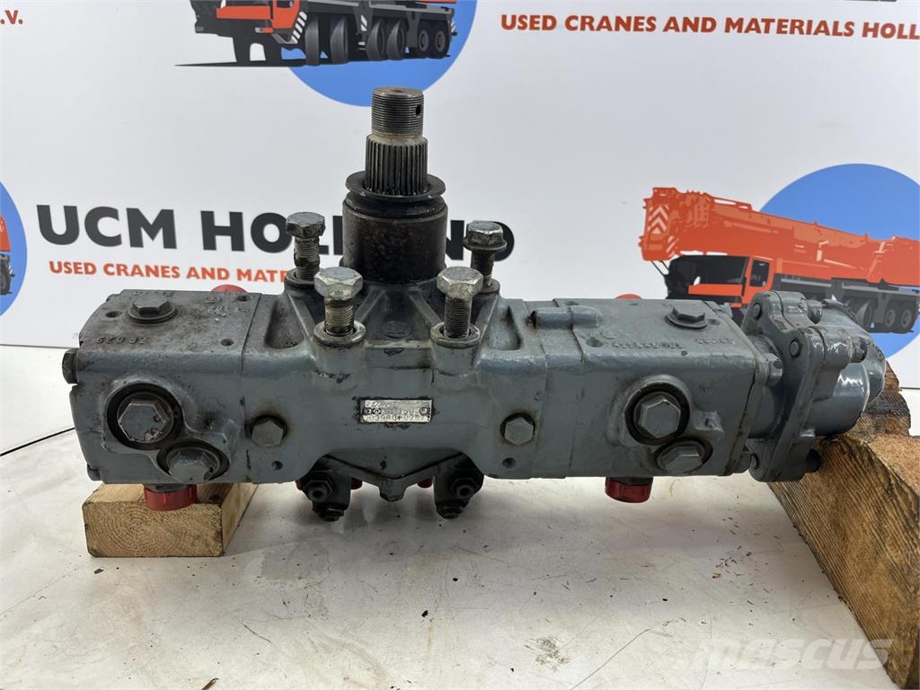 Liebherr LTM 1070 steering box Pacēlāju/krānu aprīkojums