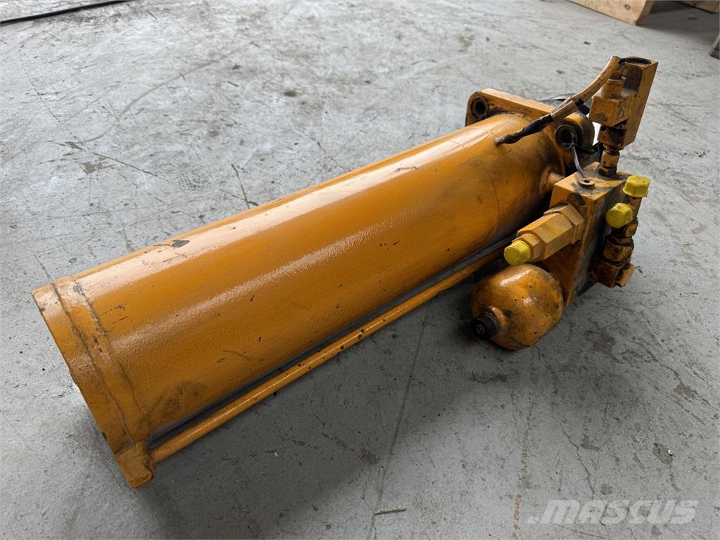 Liebherr LTM 1080-1 ballast extension ram Части и оборудване за кранове