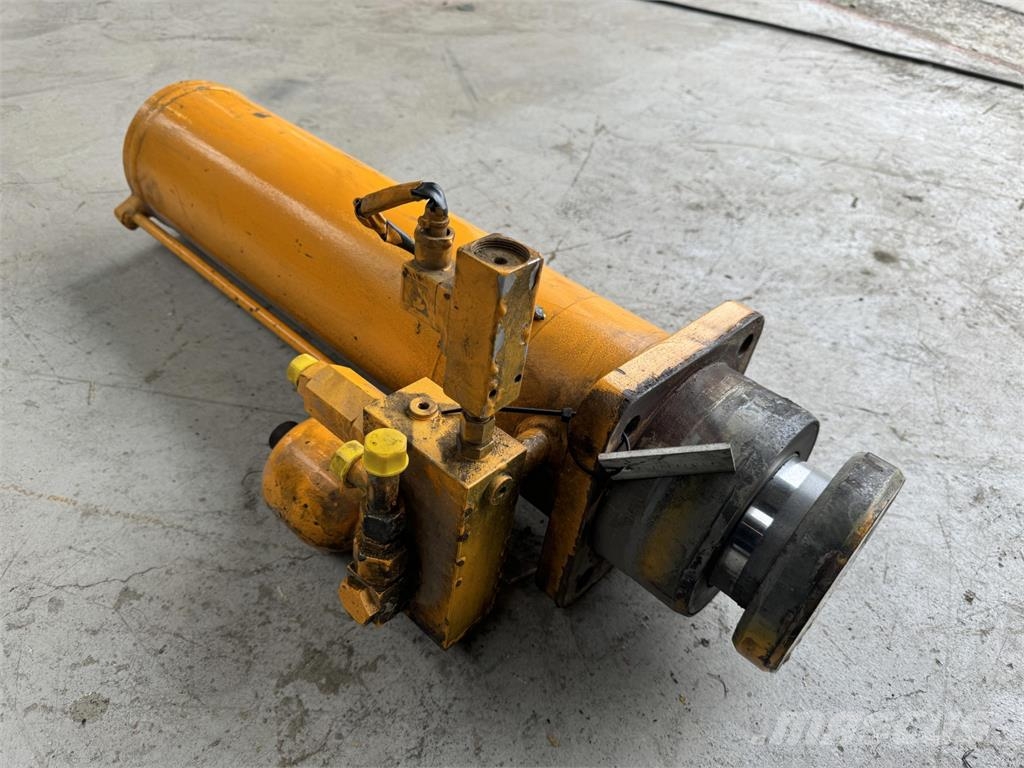 Liebherr LTM 1080-1 ballast extension ram Части и оборудване за кранове