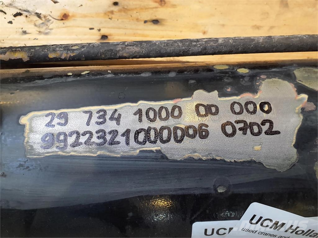 Liebherr LTM 1080-1 counterweight cylinder Части и оборудване за кранове