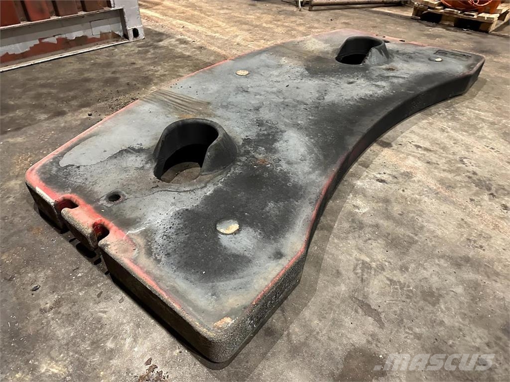 Liebherr LTM 1080-1 counterweight 3,3 ton Peças e equipamento de gruas