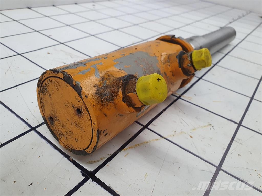 Liebherr LTM 1080/1 slew blocking pin Части и оборудване за кранове