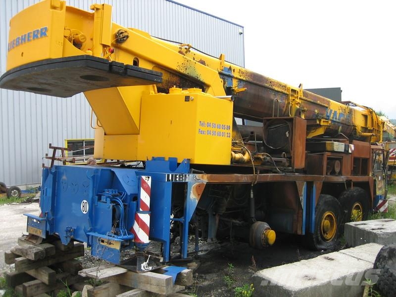 Liebherr LTM 1090/2 for parts Mobiilinosturit