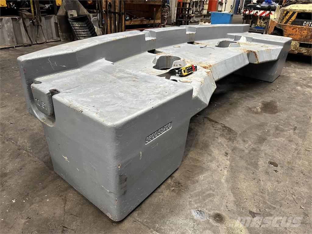 Liebherr LTM 1100-4.1 counterweight 10,5 ton Vinç parçalari