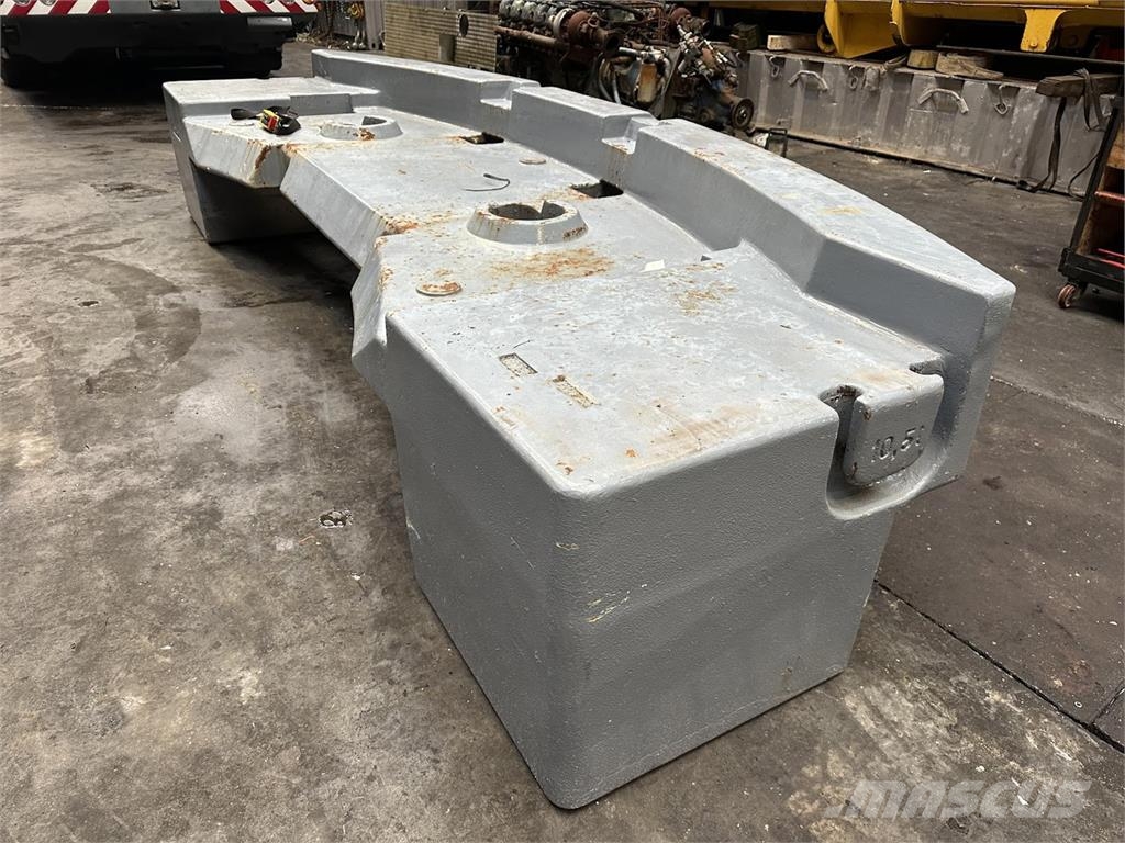 Liebherr LTM 1100-4.1 counterweight 10,5 ton Vinç parçalari