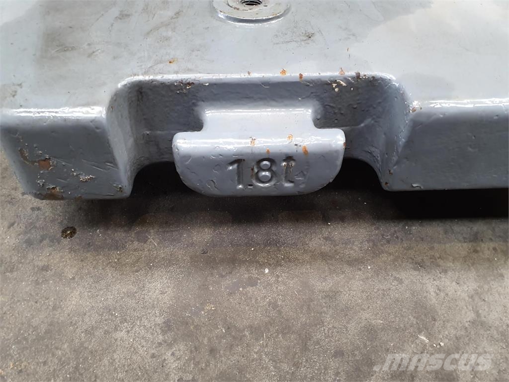 Liebherr LTM 1100-4.1 counterweight 1.8t Piezas y equipos para grúas