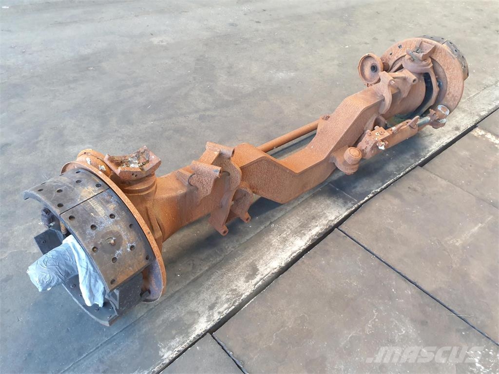 Liebherr LTM 1100-5.2 axle 3 轴