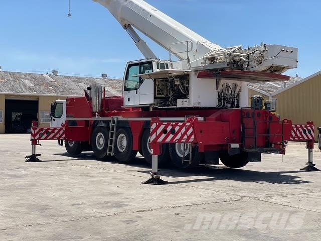 Liebherr LTM 1130-5.1 Visurgājēji celtņi