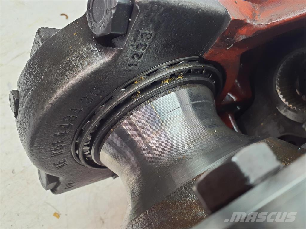 Liebherr LTM 1130-5.1 mid differential axle 4 Запчастини для кранів