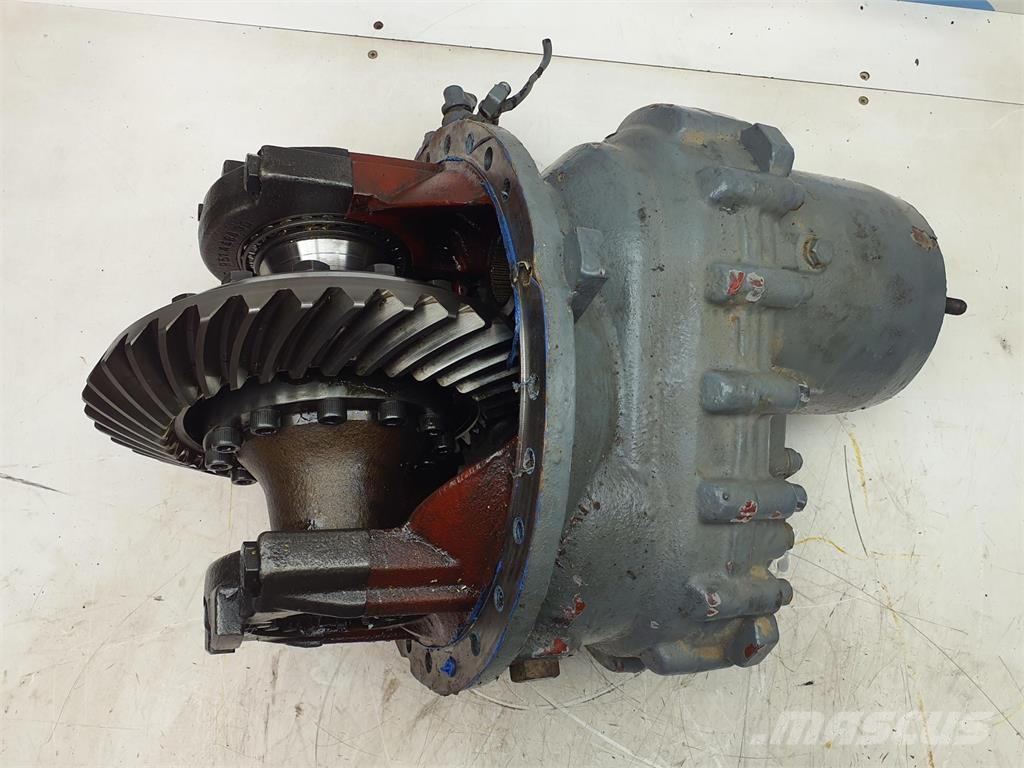 Liebherr LTM 1130-5.1 mid differential axle 4 Запчастини для кранів