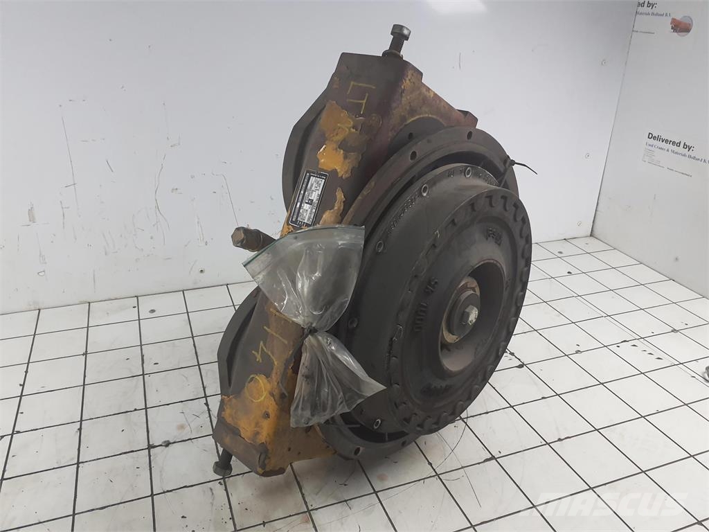 Liebherr LTM 1140 pump distributor gear box Vinç parçalari