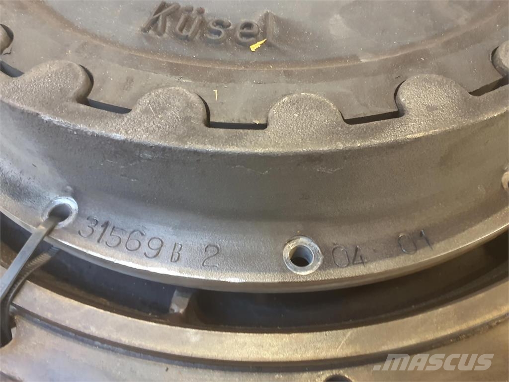 Liebherr LTM 1140 pump distributor gear box Vinç parçalari