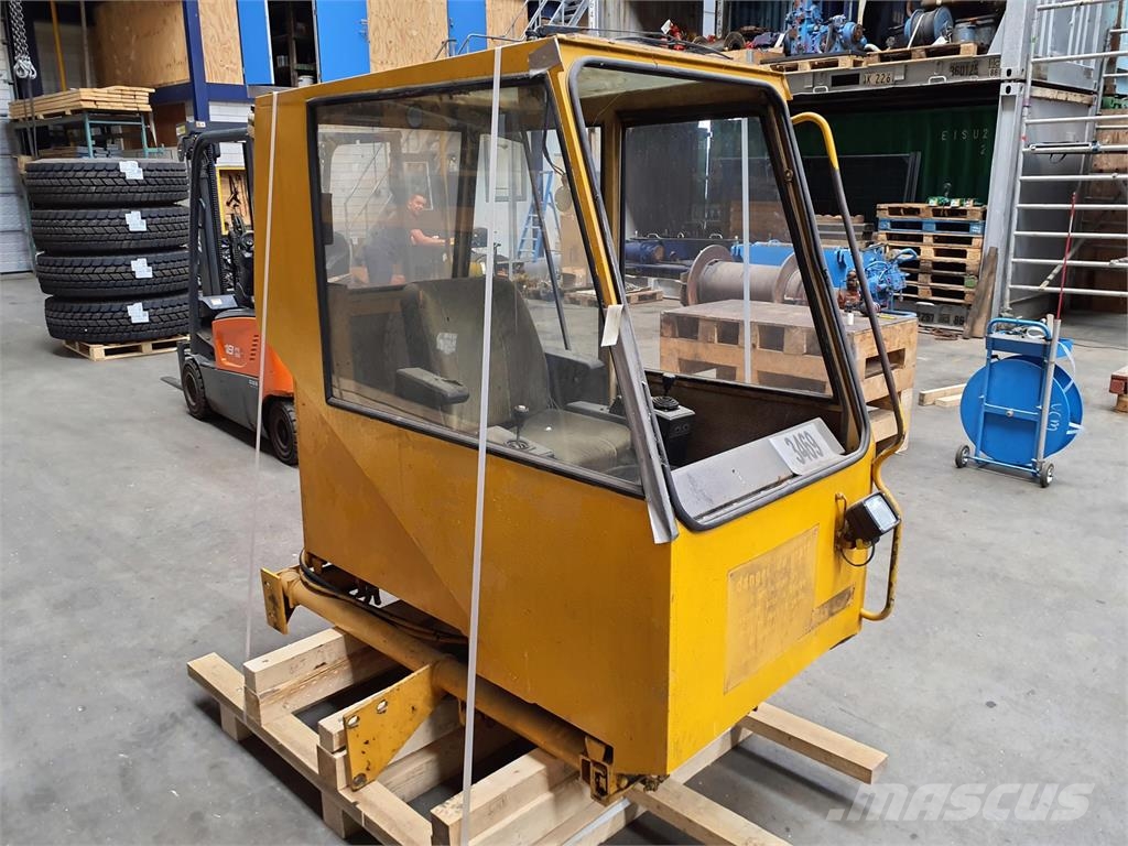 Liebherr LTM 1140 upper cabin Kabinen