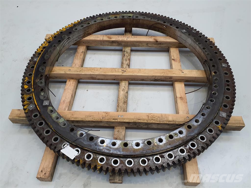 Liebherr LTM 1160-2 roller slewing ring Запчасти для кранов