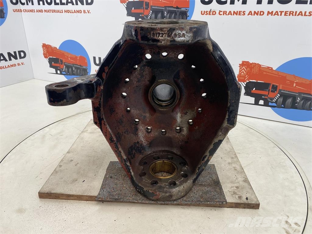 Liebherr LTM 1160/2 Steering knuckle 16 holes axle 4 轴