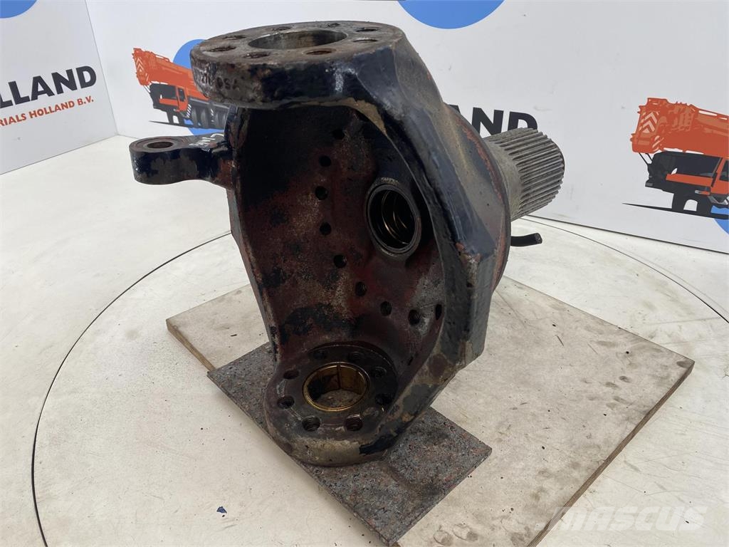 Liebherr LTM 1160/2 Steering knuckle 16 holes axle 4 轴