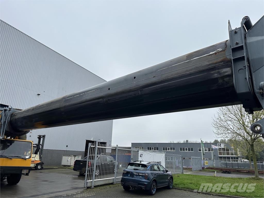 Liebherr LTM 1160-2 telescopic section 4 Diely a zariadenia žeriavov