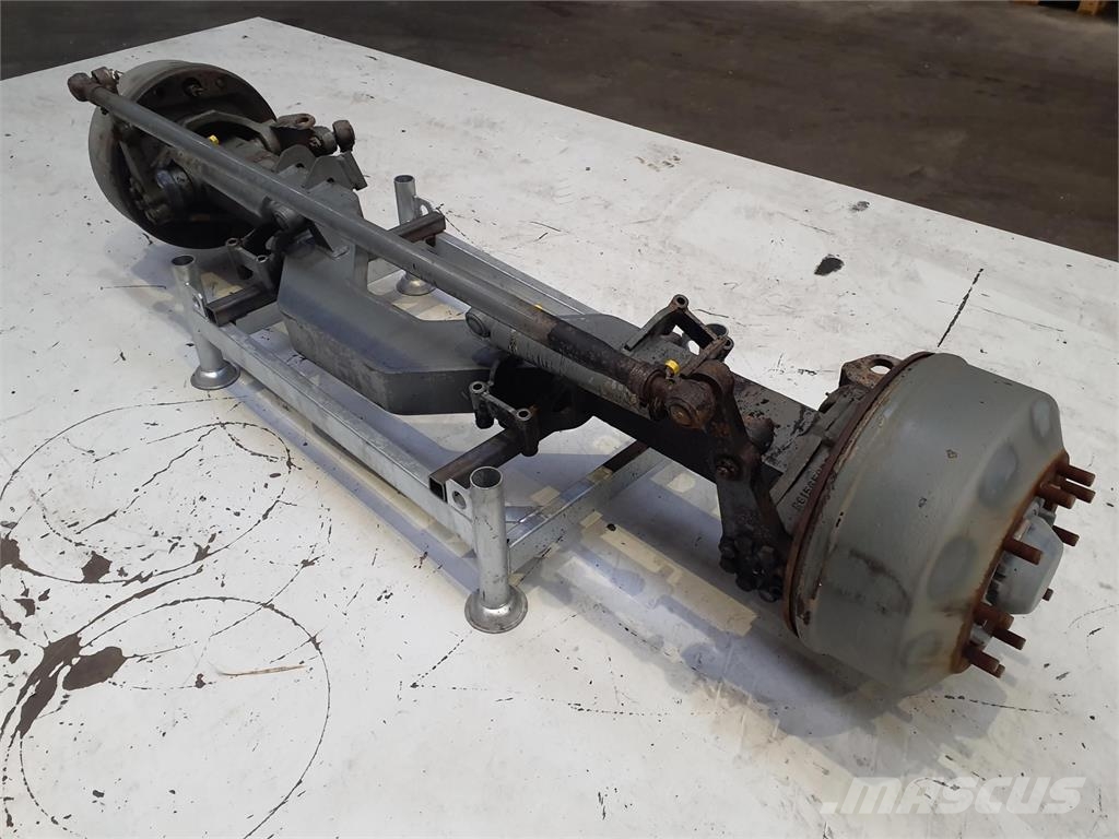 Liebherr LTM 1250-6.1 axle 2 차축